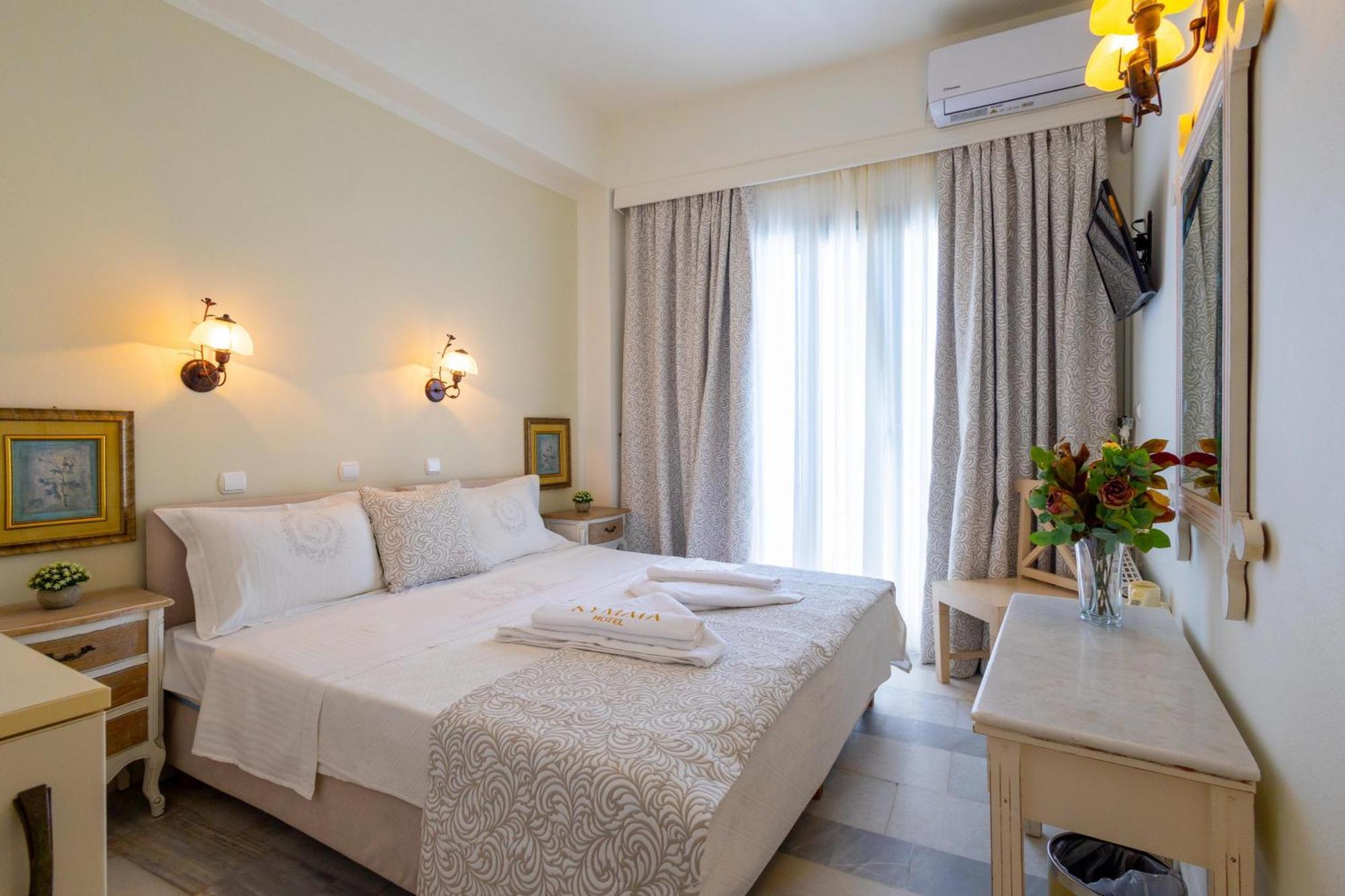 Kymata Hotel Naxos City