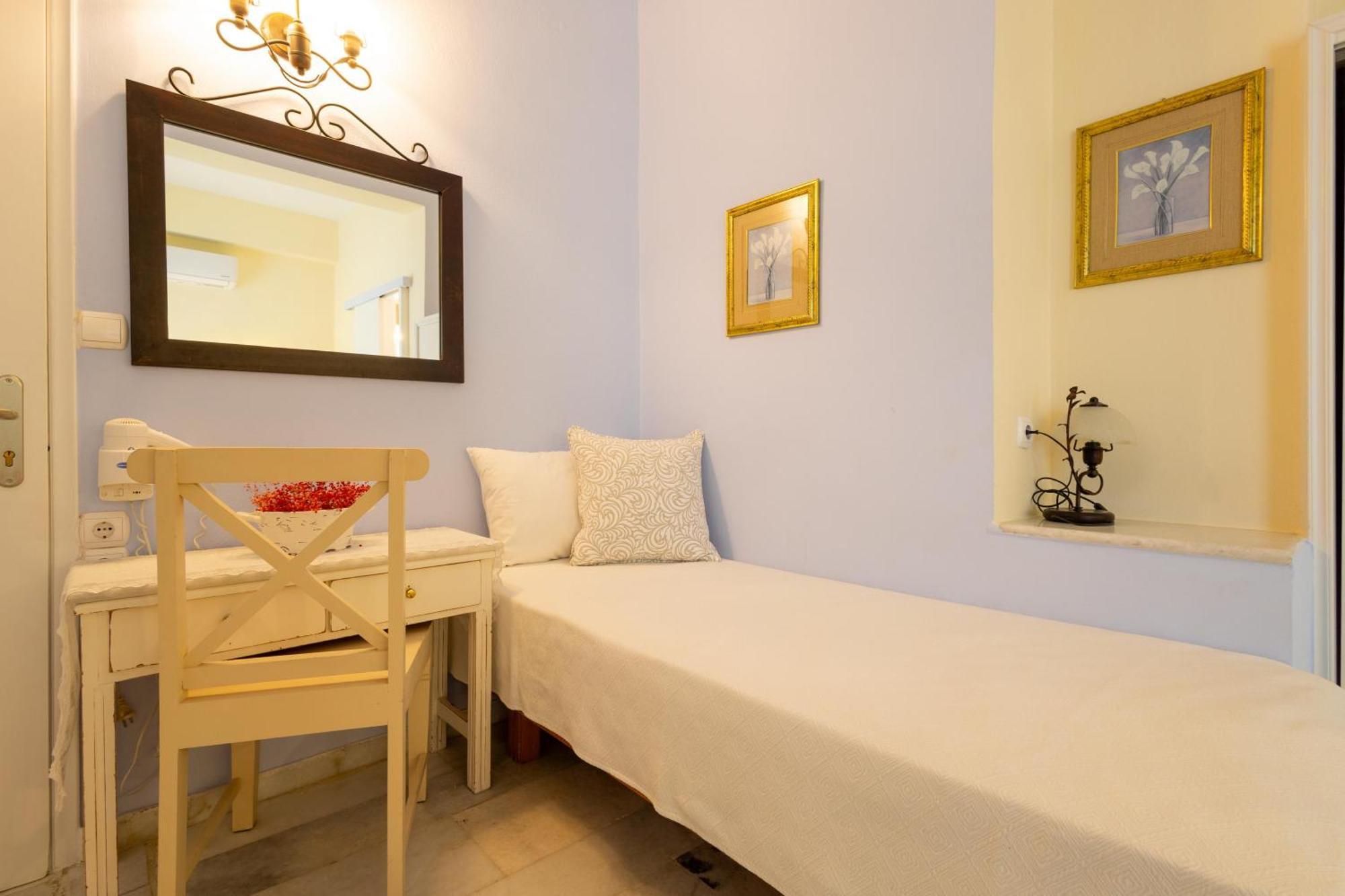 Kymata Naxos City